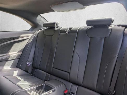 Used 2025 BMW 230i xDrive Coupe w/ Premium Package image 17