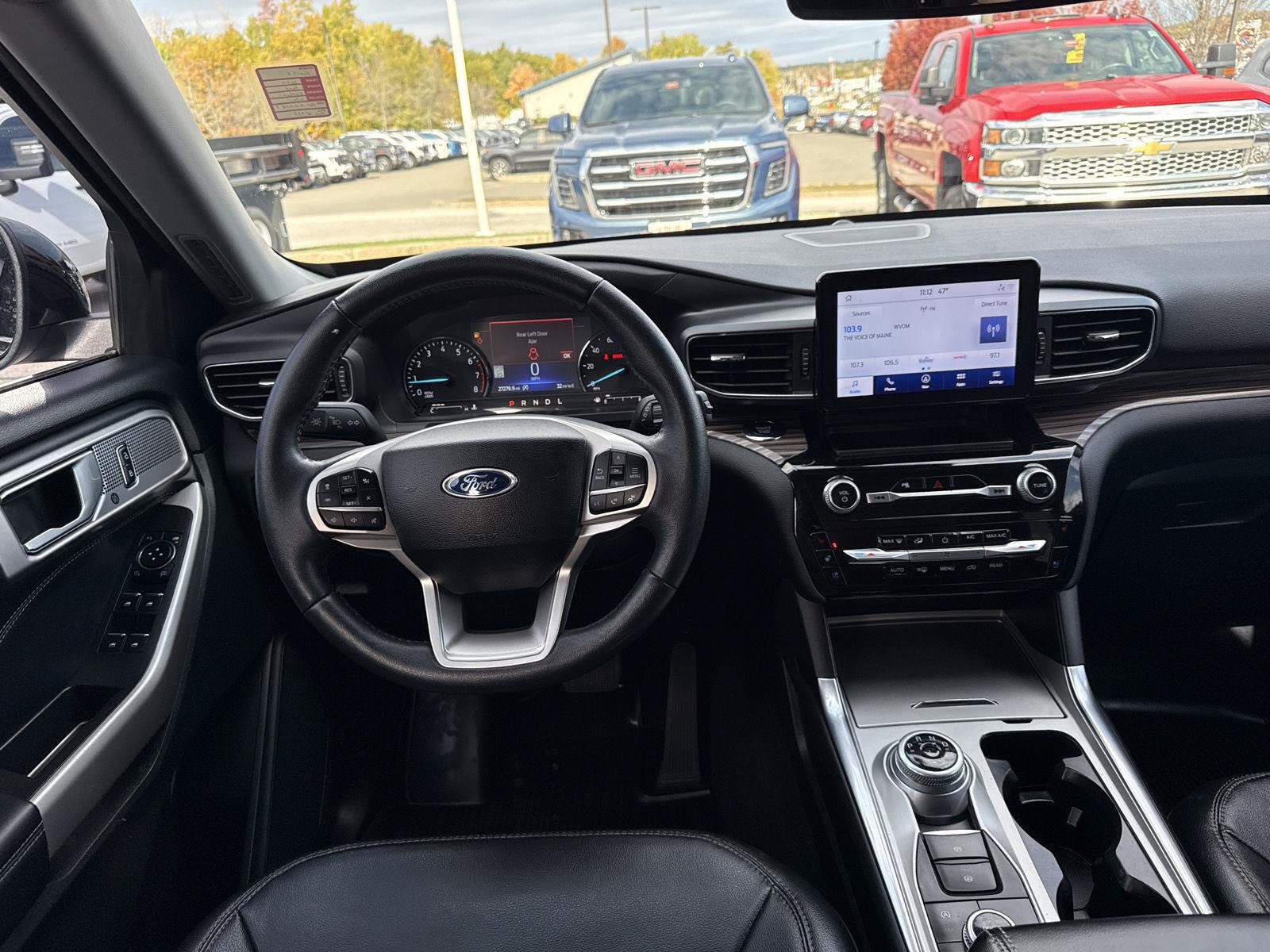 Used 2024 Ford Explorer Limited AWD/4WD image 15