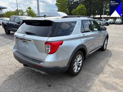 Certified 2021 Ford Explorer XLT w/ Equipment Group 202A RWD image 5