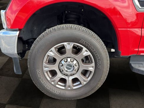 Used 2022 Ford F250 Lariat w/ Chrome Package AWD/4WD image 9