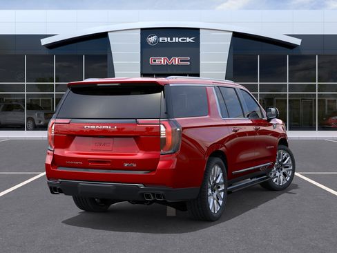New 2026 GMC Yukon XL Denali Ultimate w/ LPO, Illumination Package AWD/4WD image 4