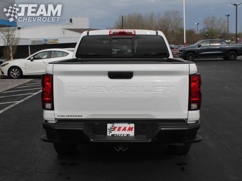 Used 2025 Chevrolet Colorado W/T w/ WT Convenience Package II image 5
