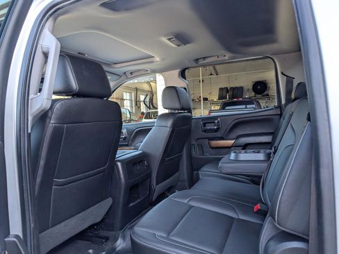 Used 2018 Chevrolet Silverado 1500 LTZ w/ Sport Package image 20