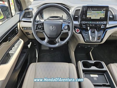 Certified 2024 Honda Odyssey Elite image 11