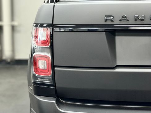 Used 2022 Land Rover Range Rover Westminster Edition image 13