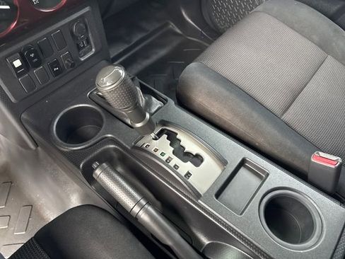 Used 2007 Toyota FJ Cruiser 4WD image 21