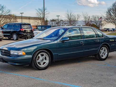 Used 1996 Chevrolet Impala SS image 4