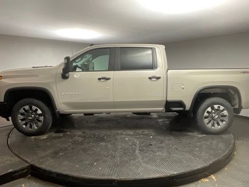 New 2026 Chevrolet Silverado 2500 Custom w/ Custom Convenience Package image 4