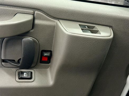 New 2026 GMC Savana 4500 w/ Driver Convenience Package image 11