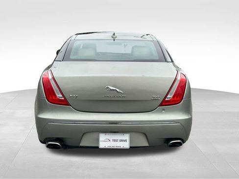 Used 2014 Jaguar XJ AWD image 4
