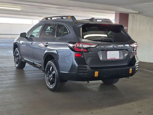 Used 2025 Subaru Outback Wilderness w/ Wilderness Package AWD/4WD image 8