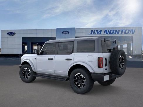 New 2026 Ford Bronco Outer Banks image 4