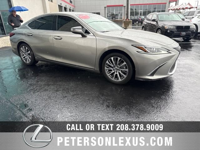 Used 2019 Lexus ES 300h w/ Premium Package FWD image 8