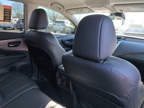 Used 2024 Nissan Murano SV w/ SV Midnight Edition Package image 21