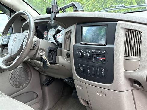 Used 2005 Dodge Ram 2500 Truck SLT AWD/4WD image 21