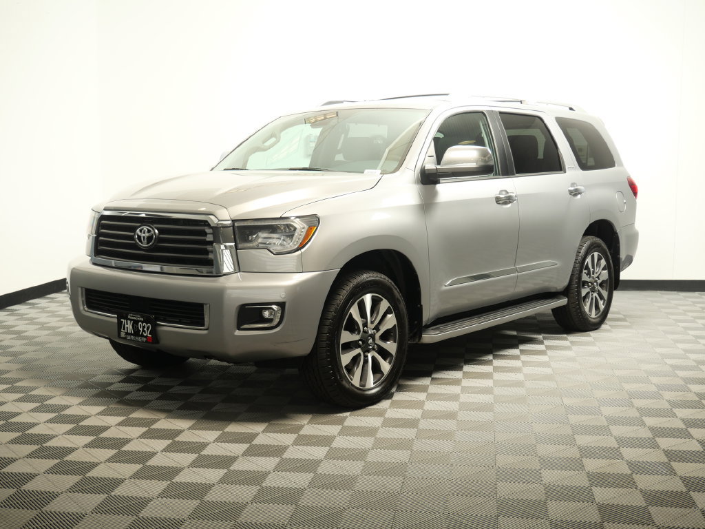 Used 2018 Toyota Sequoia Limited AWD/4WD image 4