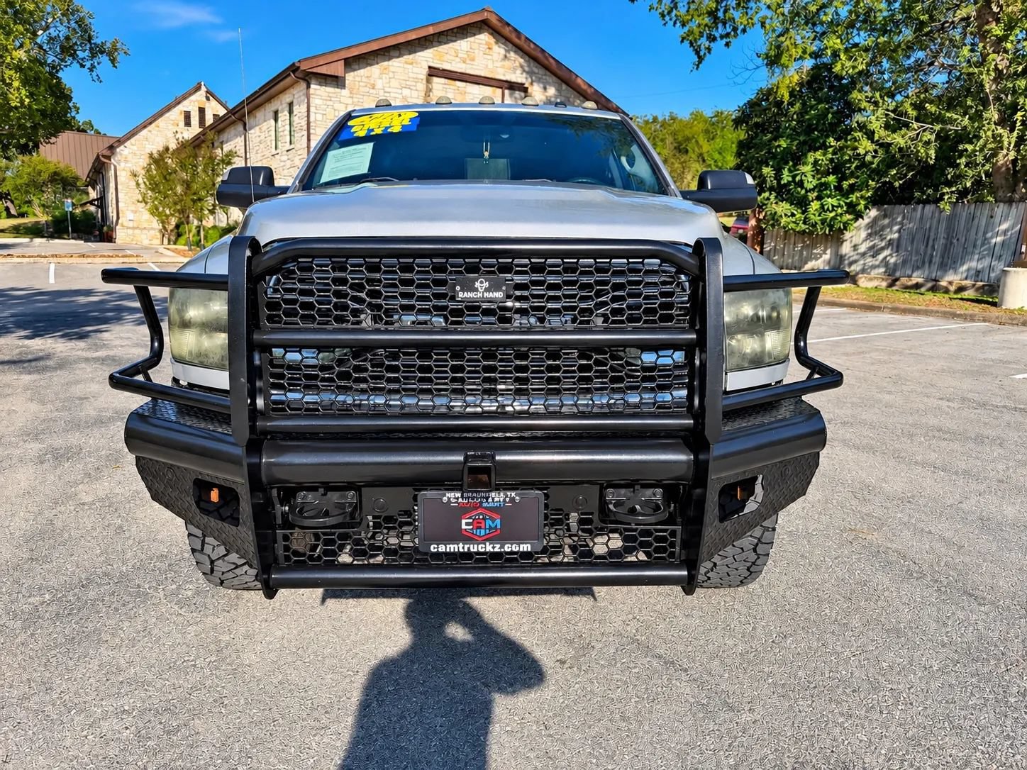 Used 2018 RAM 3500 Tradesman w/ Chrome Appearance Group AWD/4WD image 2