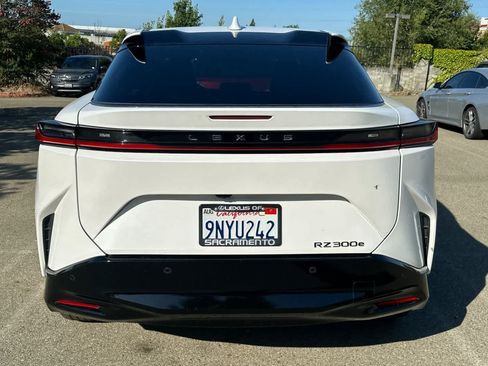 Certified 2024 Lexus RZ 300e Premium w/ Accessory Package (Z1) FWD image 5