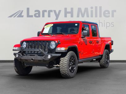 Used 2023 Jeep Gladiator Sport