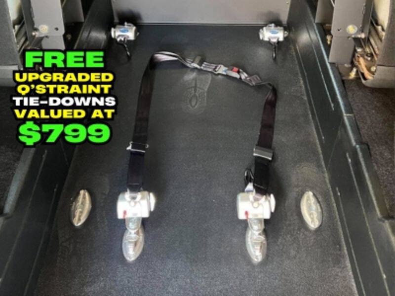 Used 2018 Dodge Grand Caravan SE w/ UConnect Hands-Free Group FWD image 39