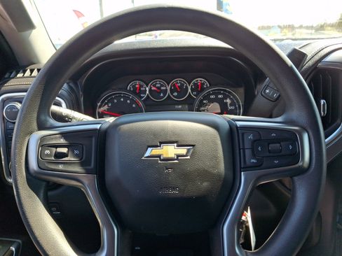 Used 2020 Chevrolet Silverado 1500 LT image 19