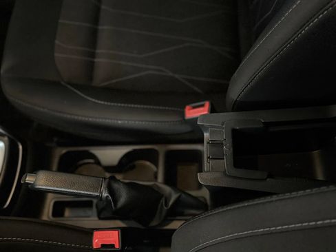 Used 2021 Ford EcoSport SE w/ SE Convenience Package image 46