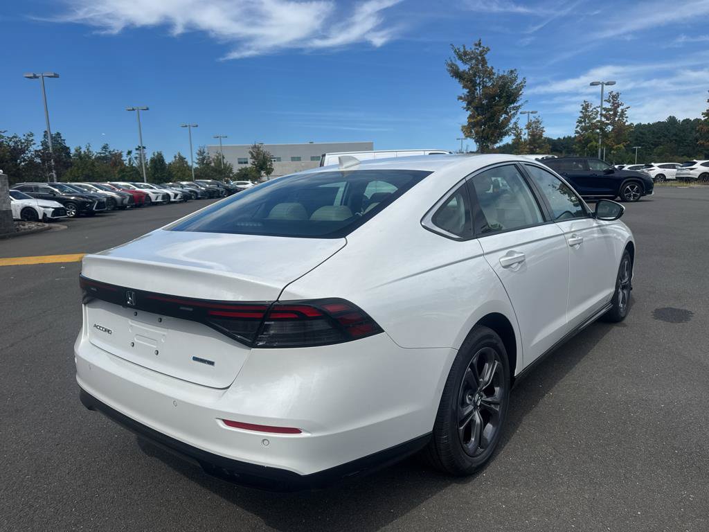 New 2026 Honda Accord Hybrid EX-L image 7