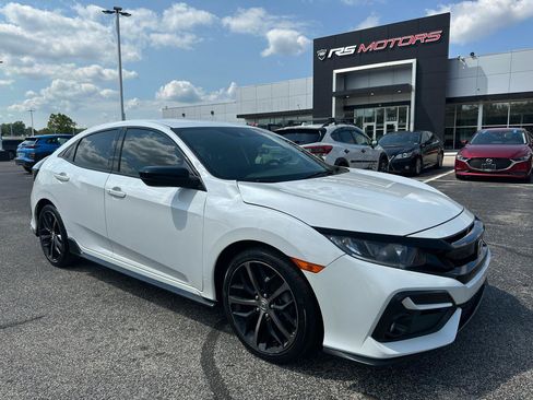 Used 2021 Honda Civic Sport image 2