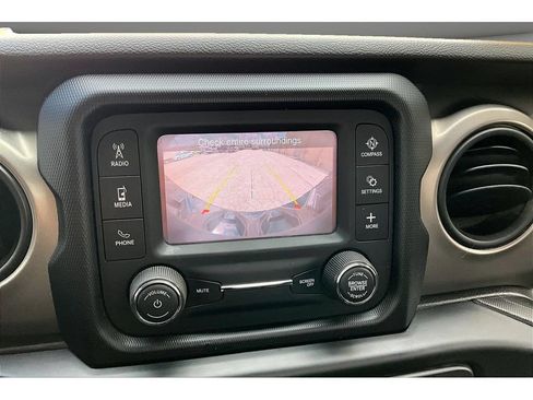 Used 2021 Jeep Wrangler Sport AWD/4WD image 26