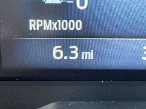 New 2025 Ford Maverick XLT w/ XLT Luxury Package image 4