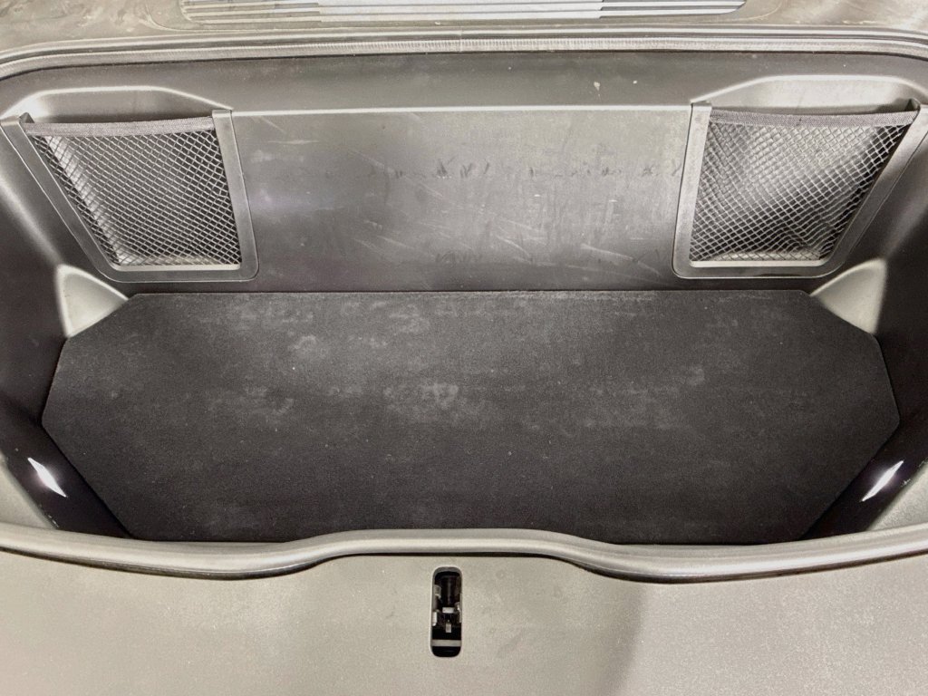 Used 2026 Rivian R1S Premium Quad AWD/4WD image 32