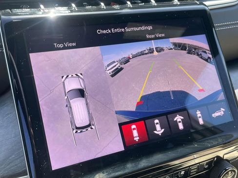 Used 2025 Jeep Grand Cherokee Limited w/ Luxury Tech Group II image 38