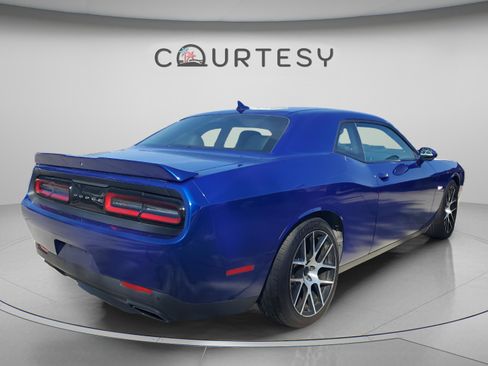 Used 2018 Dodge Challenger R/T Plus image 3