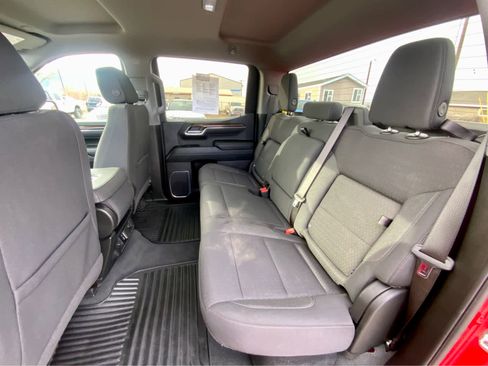 Used 2025 GMC Sierra 1500 Elevation image 26