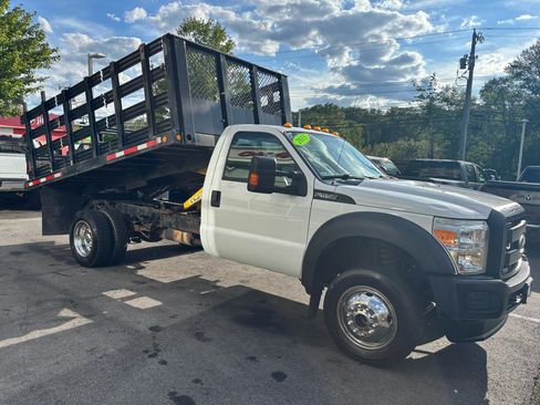 Used 2015 Ford F550 4x4 Regular Cab Super Duty image 5