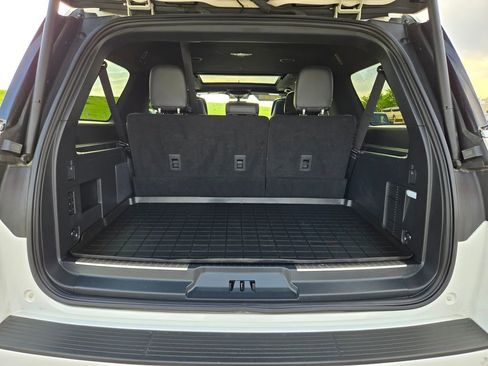 Used 2024 Lincoln Navigator L Reserve AWD/4WD image 29