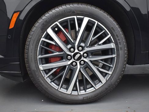 Used 2023 Cadillac XT6 Sport w/ Technology Package image 8