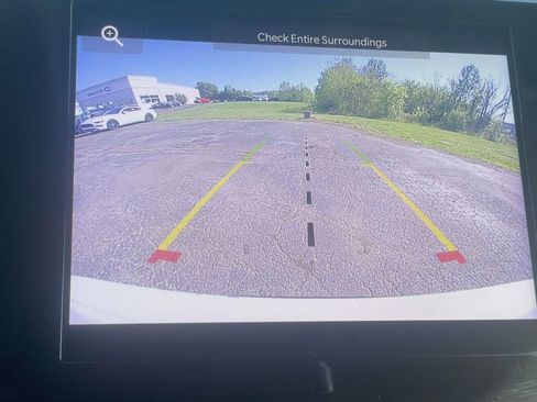 Used 2023 Jeep Grand Cherokee L Laredo image 22