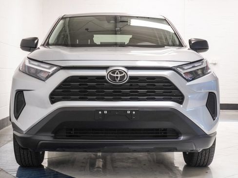 Used 2025 Toyota RAV4 LE FWD image 34