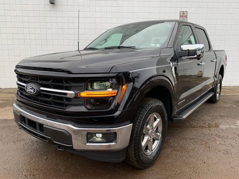 New 2025 Ford F150 XLT w/ Equipment Group 302A MID image 3