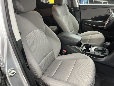 Used 2018 Hyundai Santa Fe Sport image 10