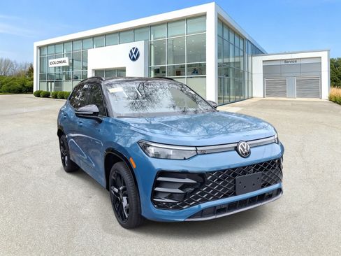 New 2026 Volkswagen Tiguan SE R-Line AWD/4WD image 4