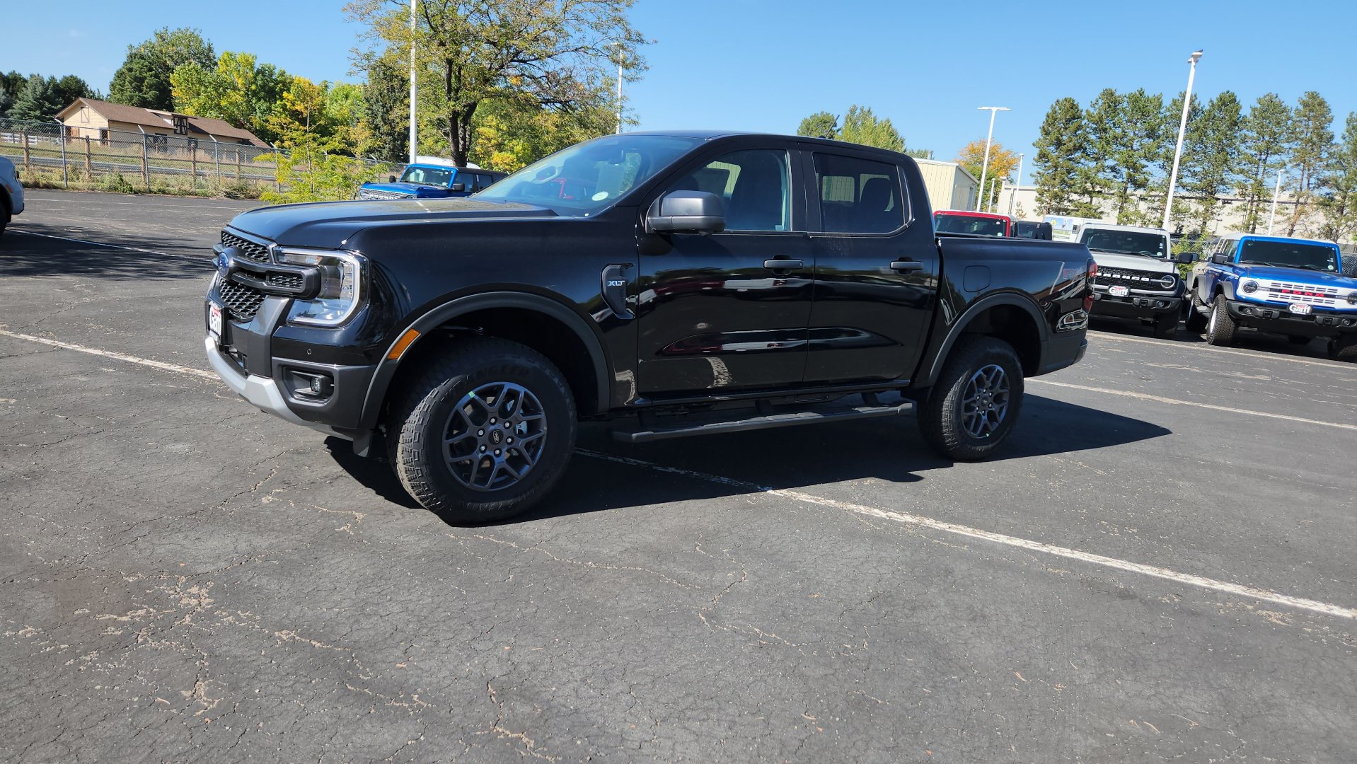 New 2026 Ford Ranger XLT w/ Equipment Group 301A High AWD/4WD image 3