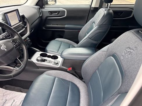Used 2023 Ford Bronco Sport Outer Banks w/ Tech Package AWD/4WD image 13