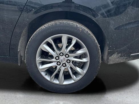 Used 2023 Buick Enclave Avenir FWD image 25