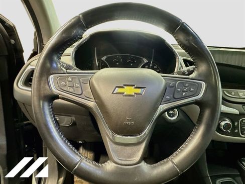 Used 2018 Chevrolet Equinox LT w/ Sun & Infotainment Package AWD/4WD image 10