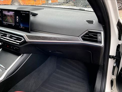 Used 2023 BMW 330i 330i w/ Driving Assistance Package image 20