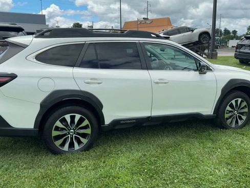 Used 2024 Subaru Outback Limited AWD/4WD image 7