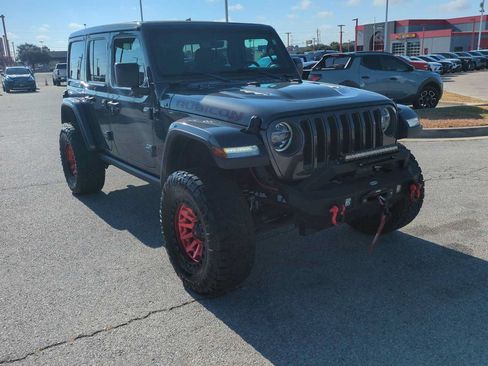 Used 2019 Jeep Wrangler Unlimited Rubicon AWD/4WD image 2