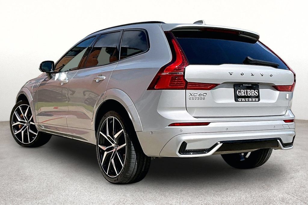 Certified 2023 Volvo XC60 T8 Polestar AWD/4WD image 16